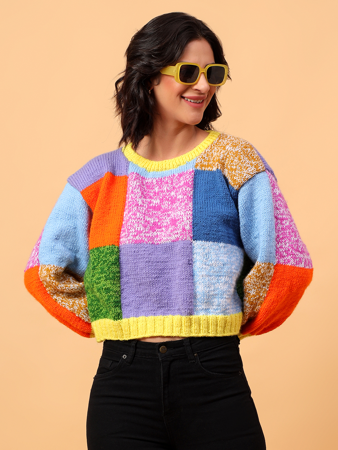 Velvery Knitted Textured Round Neck Sweater