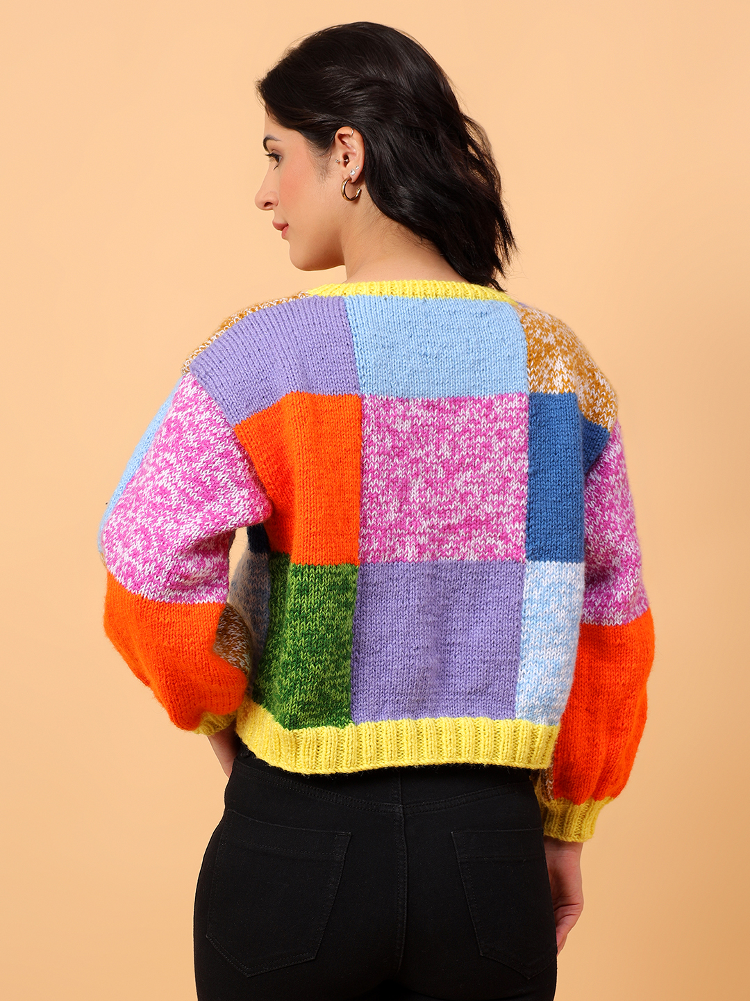 Velvery Knitted Textured Round Neck Sweater