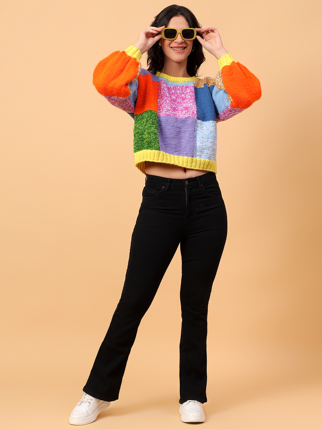 Velvery Knitted Textured Round Neck Sweater