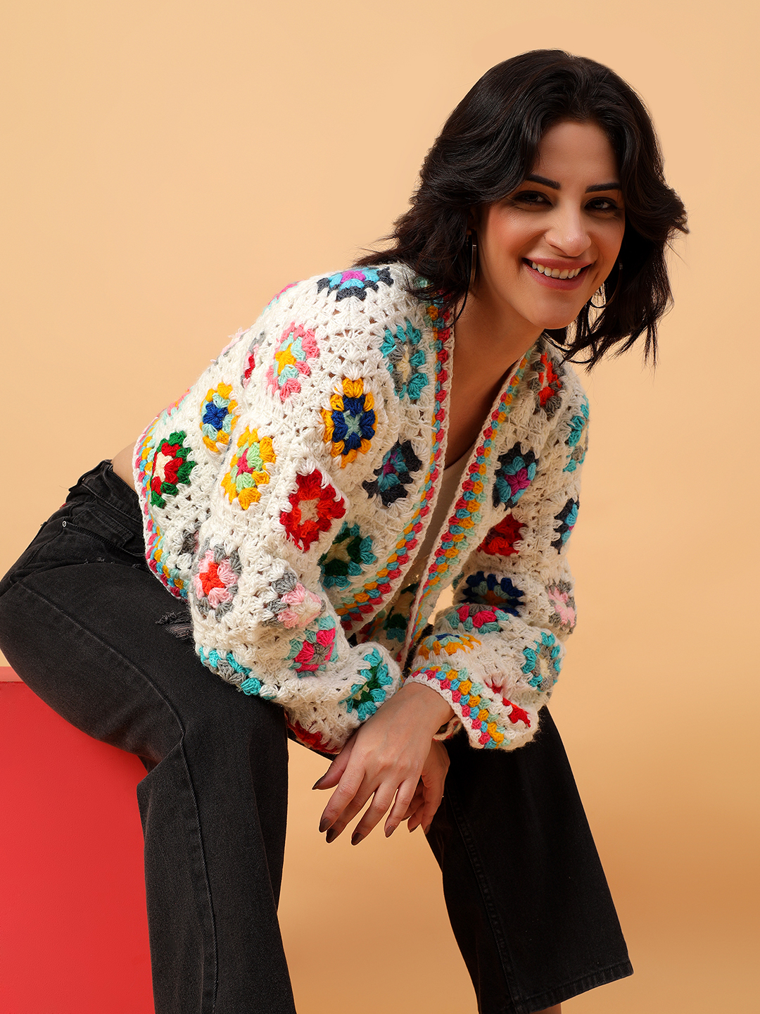 Crochet Floral Crop Cardigan - Cream