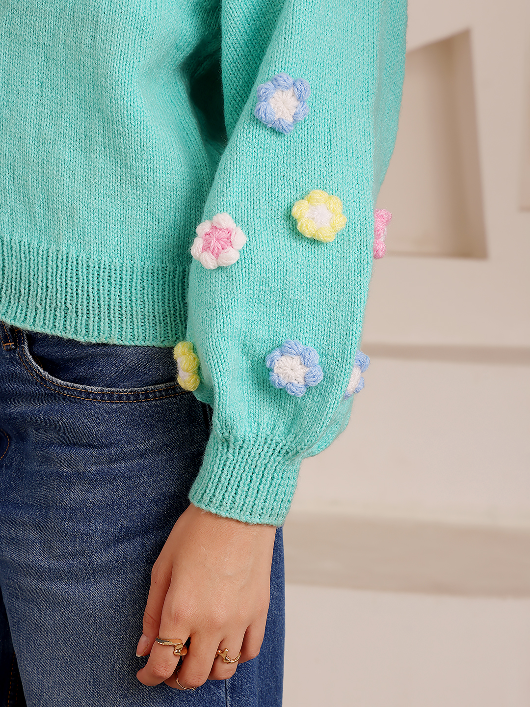 Knit Cropped Sweater Floral Applique -  Green