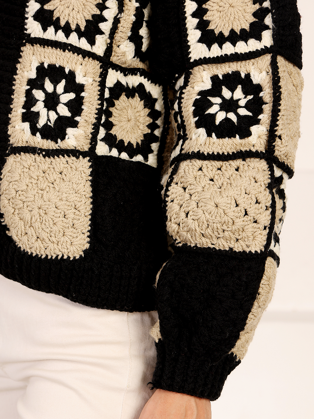 Granny Square Front Openable Sweater - Black