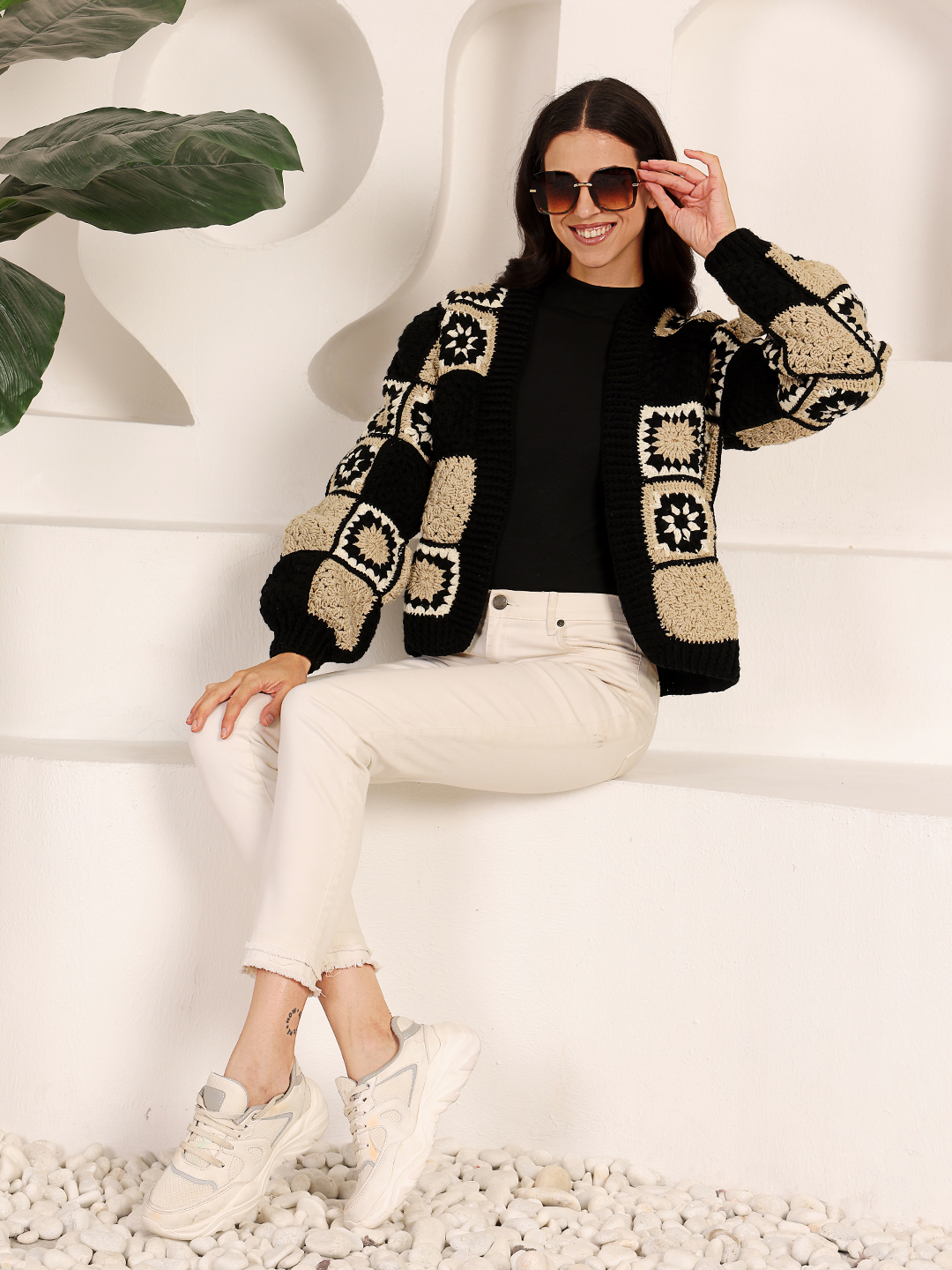 Granny Square Front Openable Sweater - Black