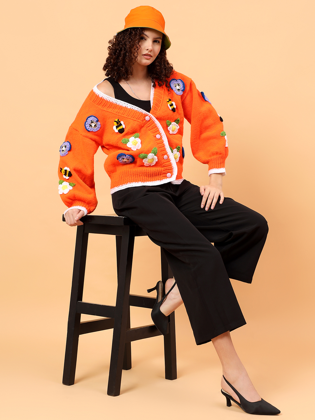 Velvery Daisy Pansy Bee Cardigan witth Frilled Edge