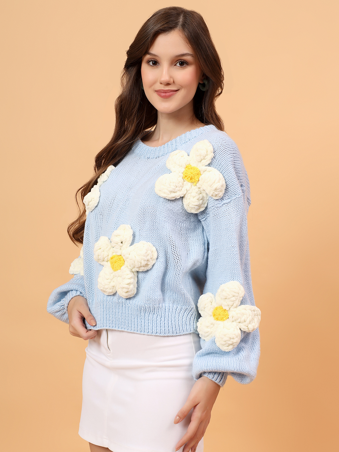 Knitted Velvety Floral Applique Sweater - Sky Blue