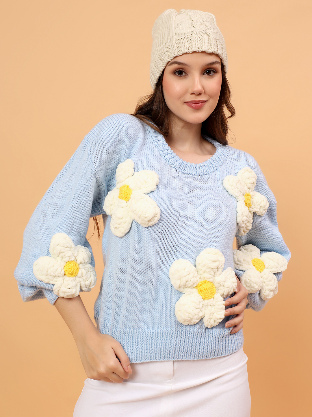 Knitted Velvety Floral Applique Sweater - Sky Blue
