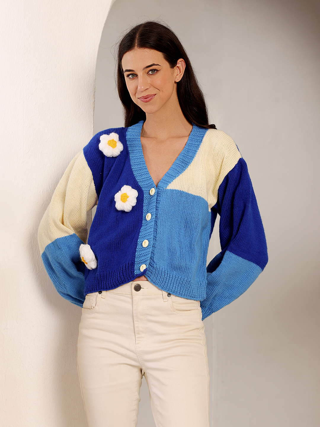 Velvery Oversized Floral Cropped Cardigan - Blue