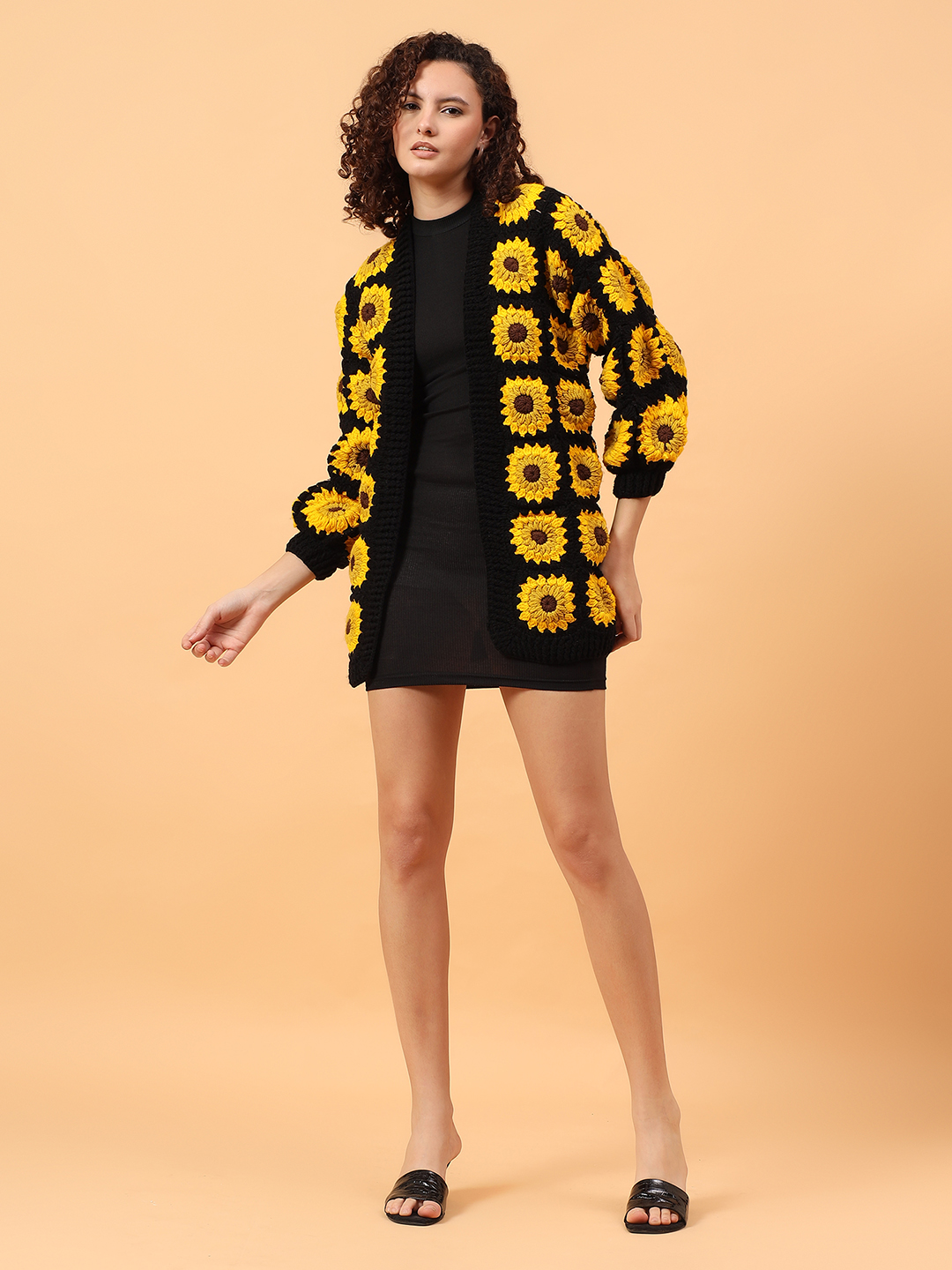 Velvery Sunflower Long Cardigan - Black