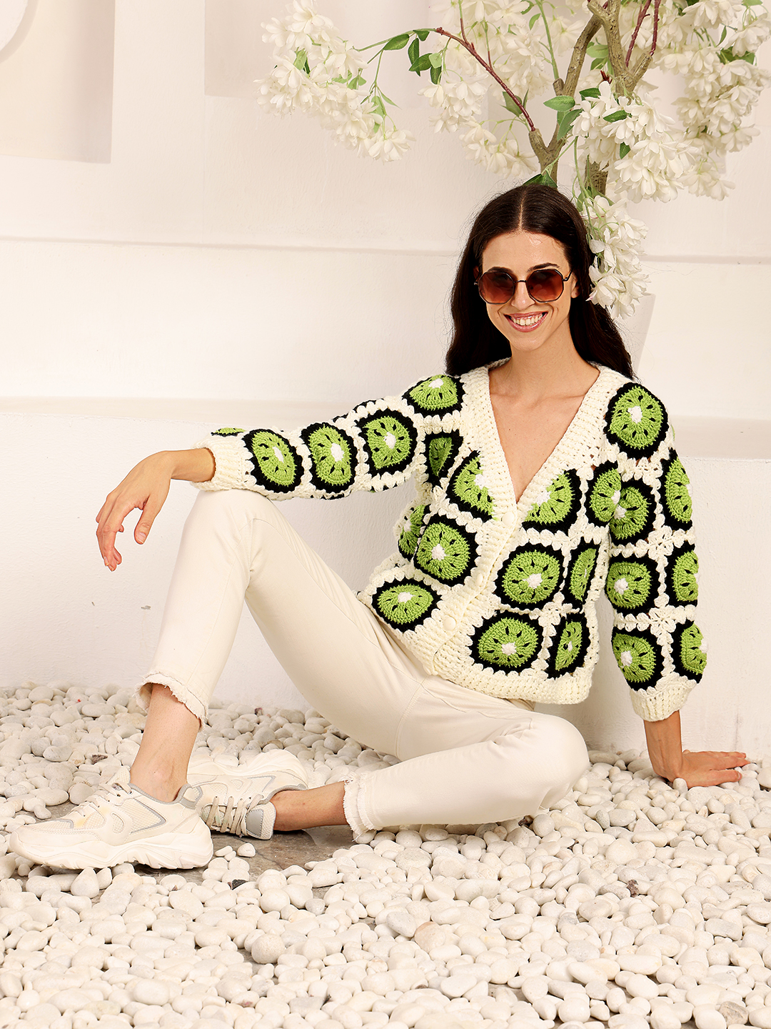 Velvery Crochet Kiwi Cardigan - Off White