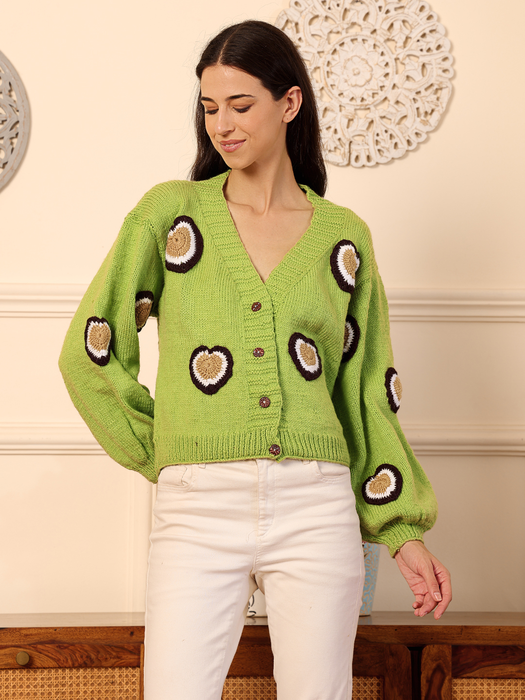 Trendy Knitted Heart Applique Cardigan - Green