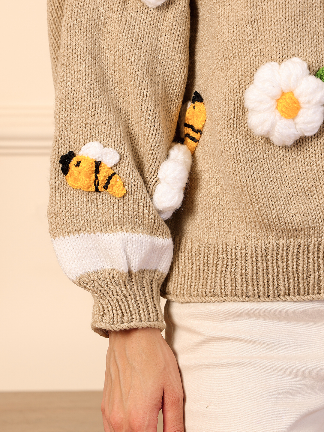 Velvery Bee Applique Cardigan - Beige