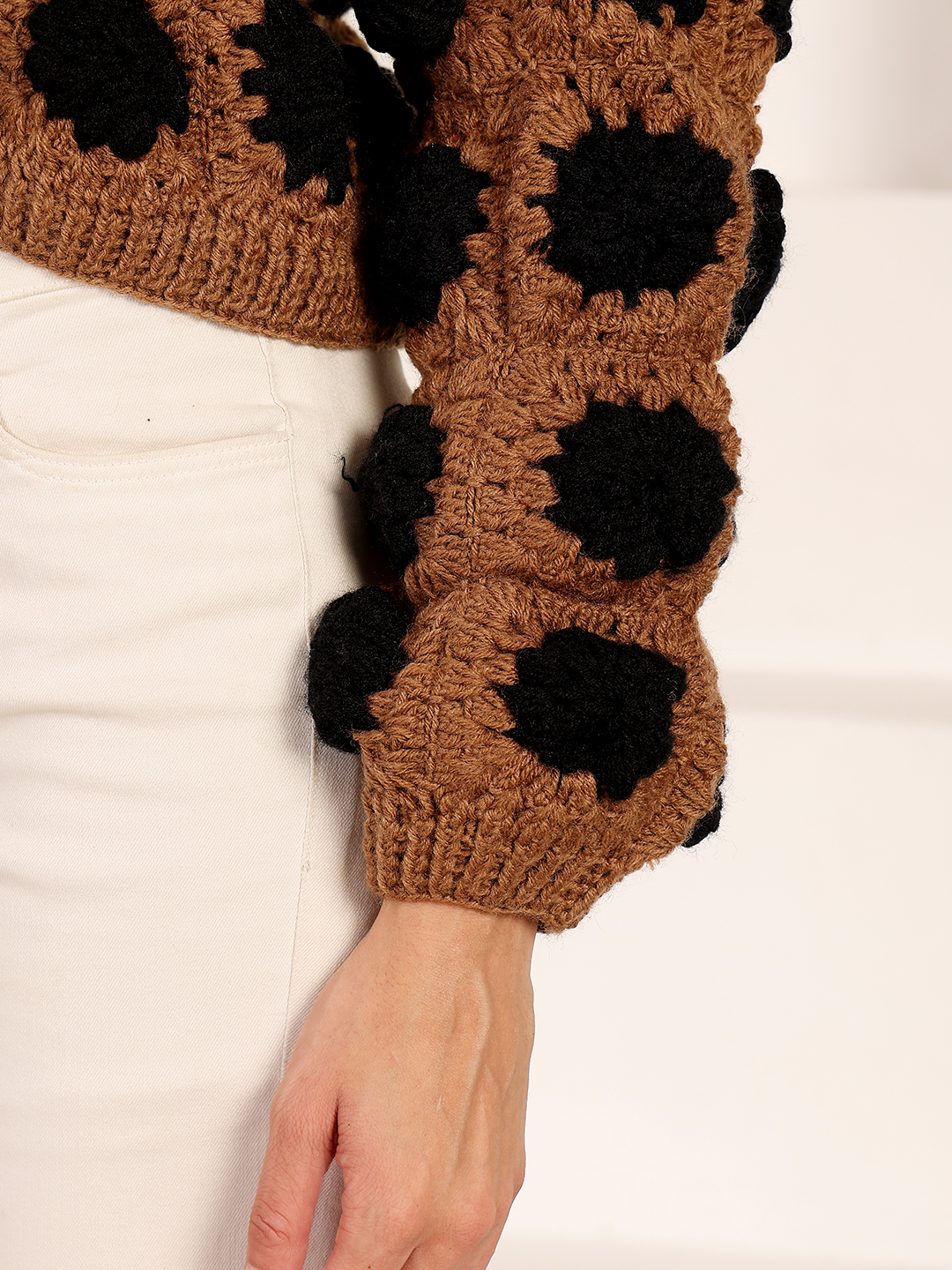 Velvery Black Floral Cardigan - Brown