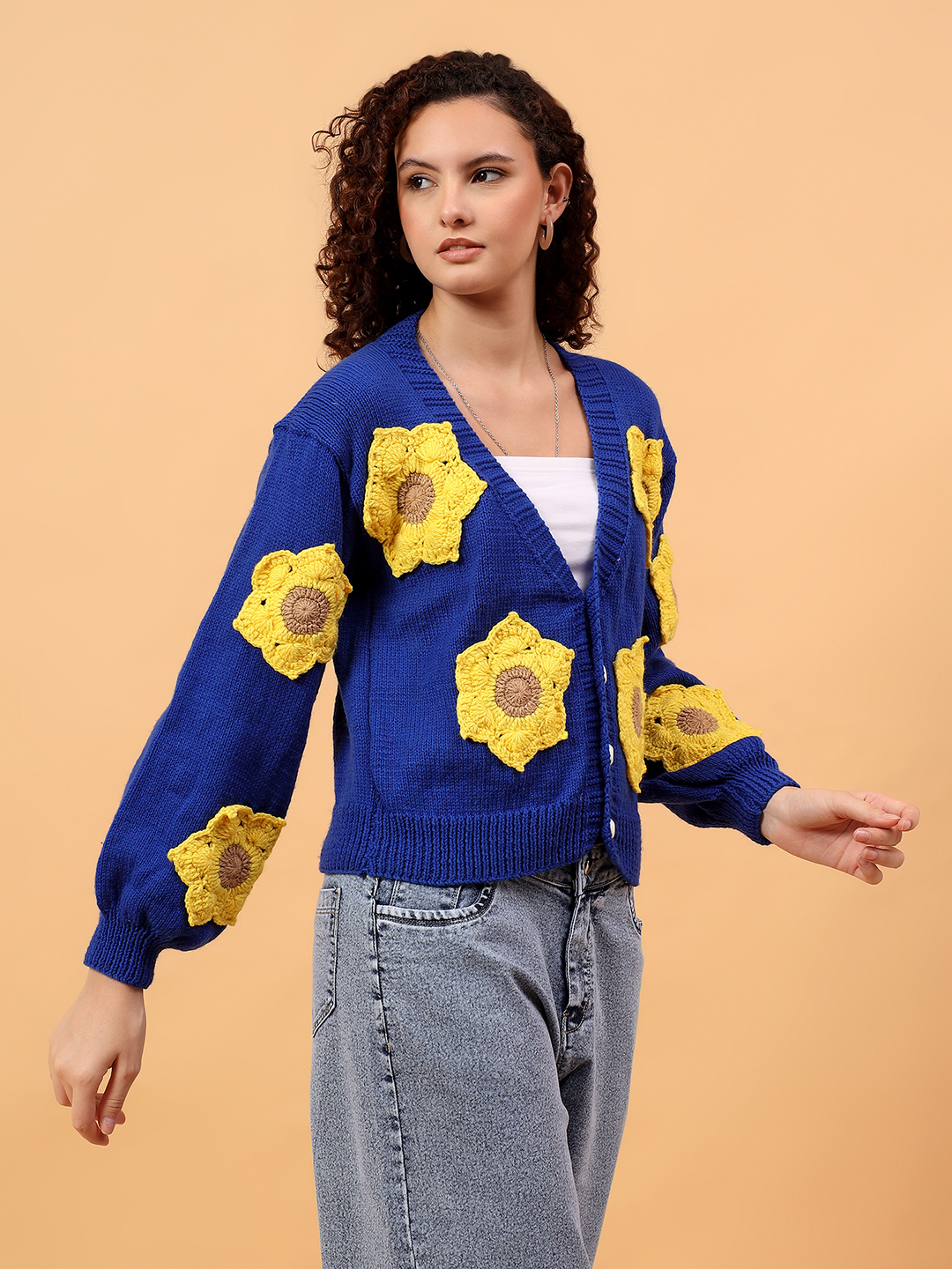 Velvery Chunky Sunflower Applique Crop Cardigan - Blue
