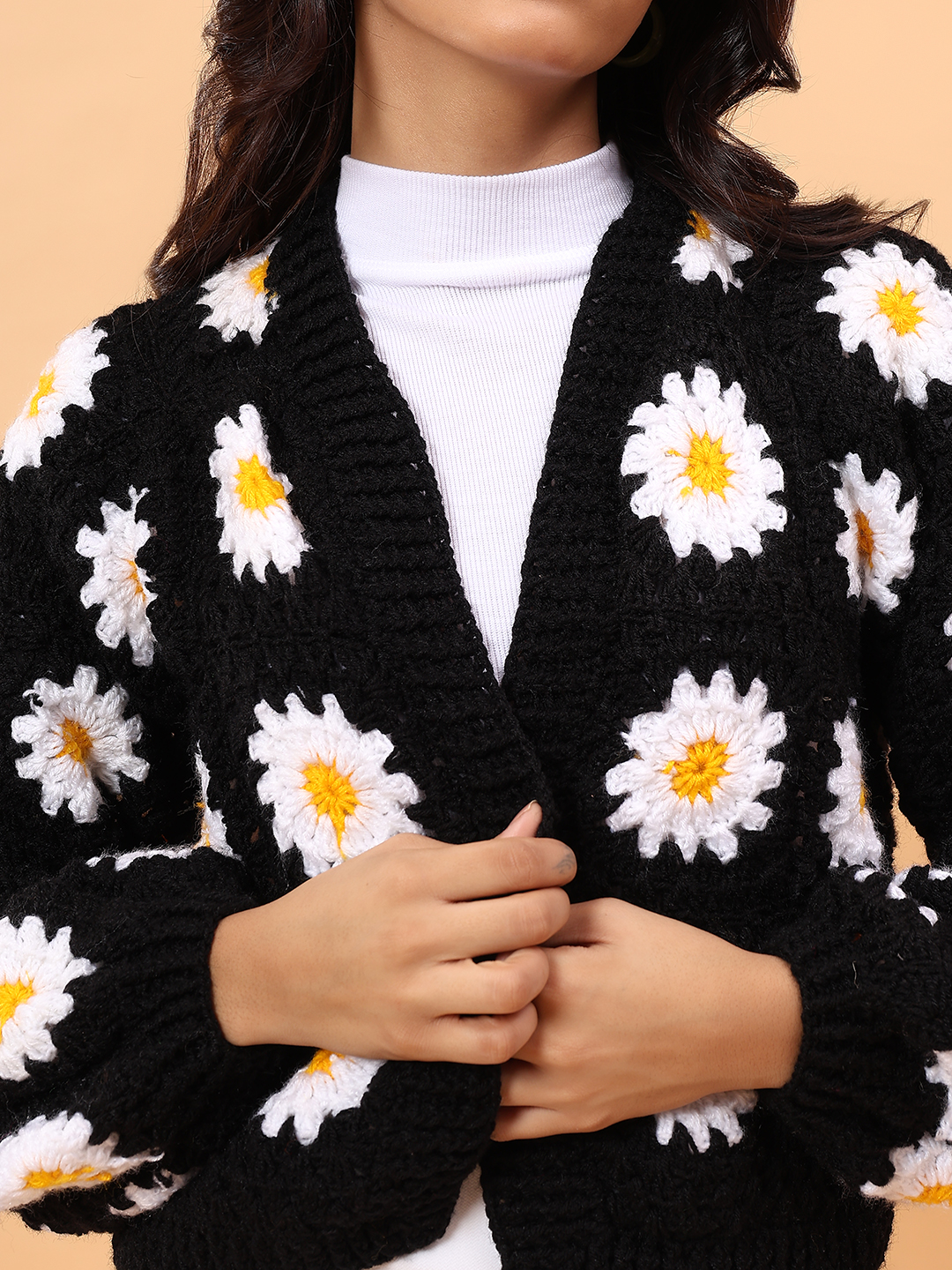 Velvery Floral Front Openable Cardigan - Black
