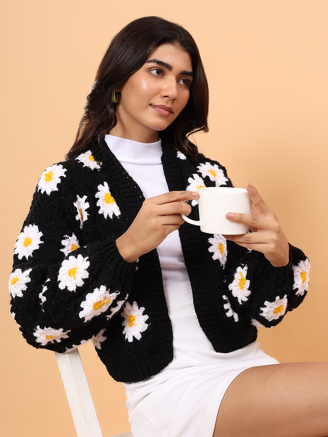 Velvery Floral Front Openable Cardigan - Black