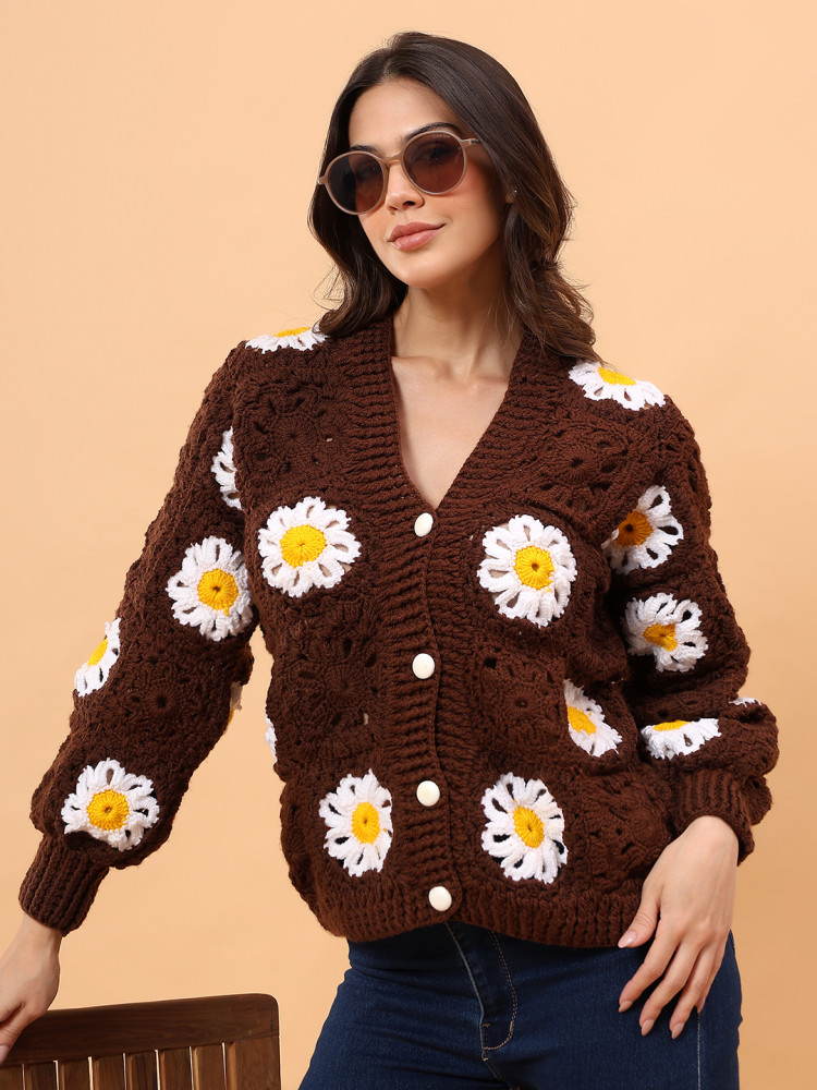 Image of Velvery Floral Sweater - Brown
