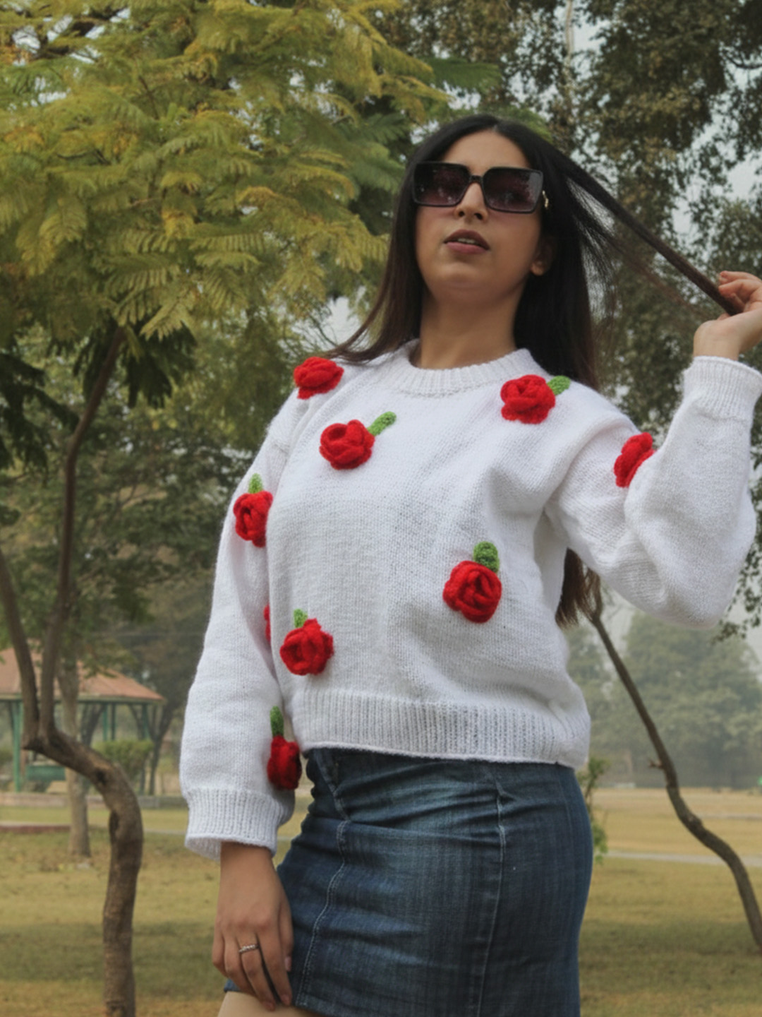 Velvery Crochet Rose Detailed Pullover Sweater - White