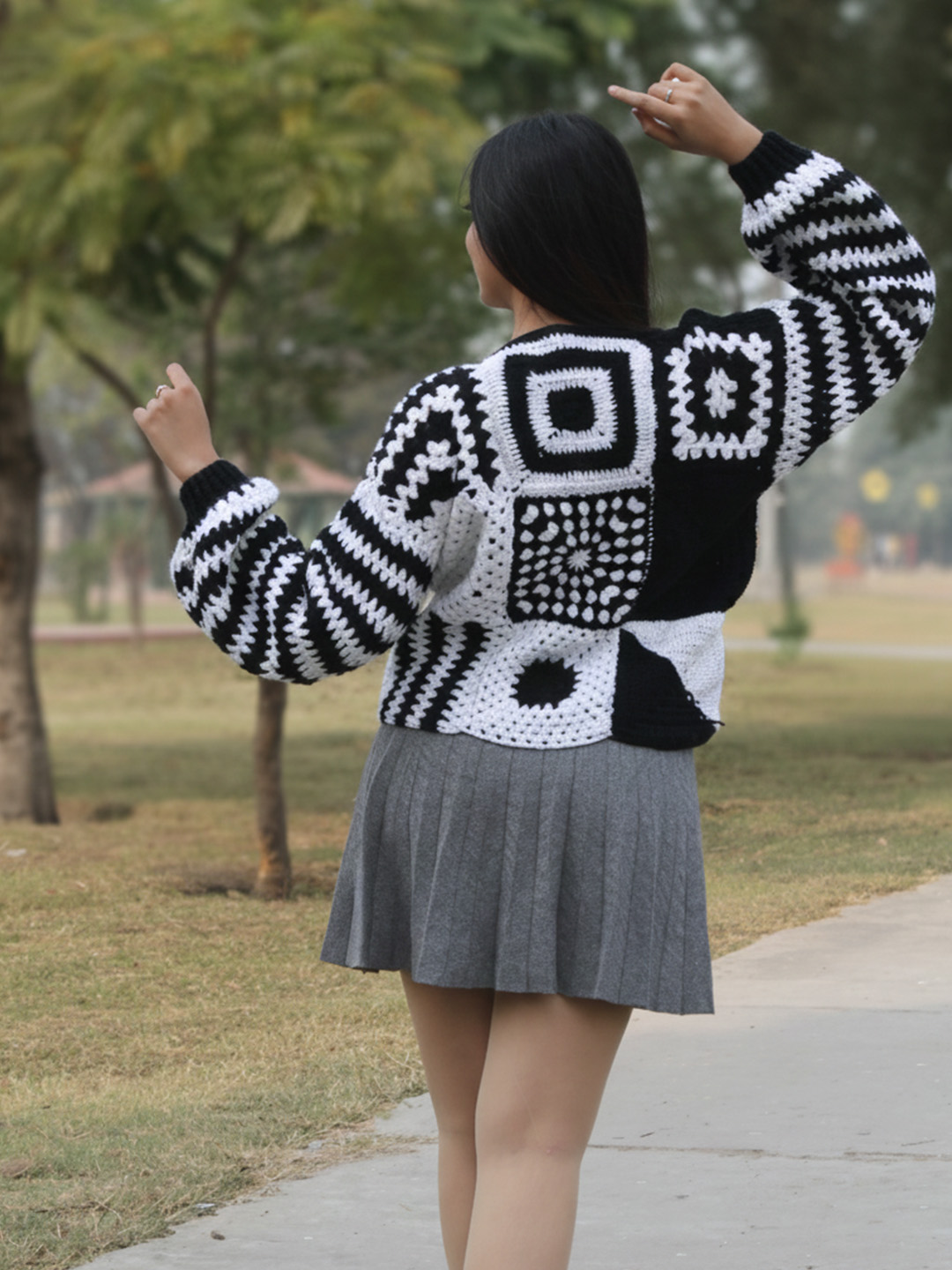 Velvery Black and White Granny Square Pullover - Black