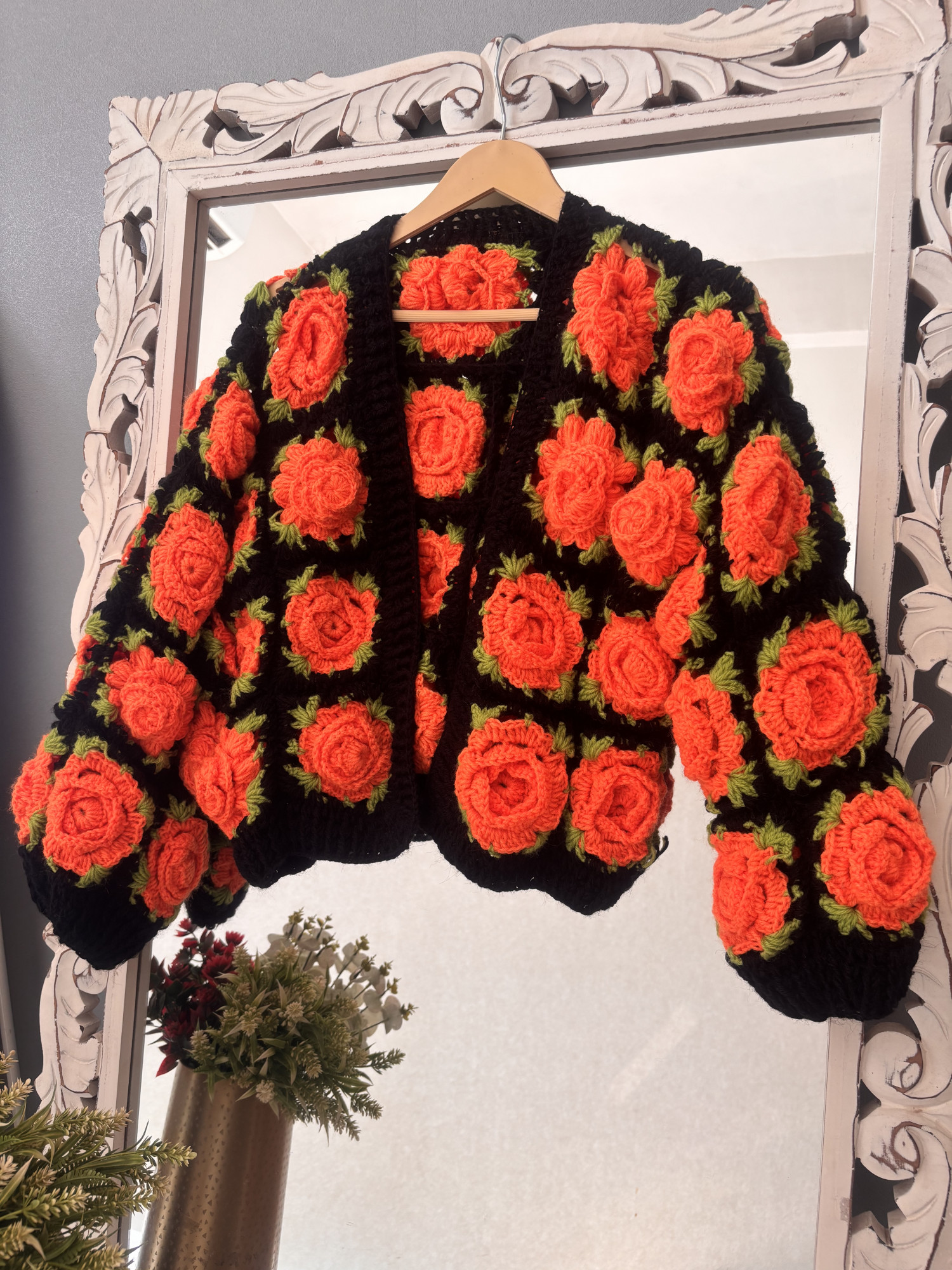Velvery Crochet Red Rose Detailed Cardigan - Black