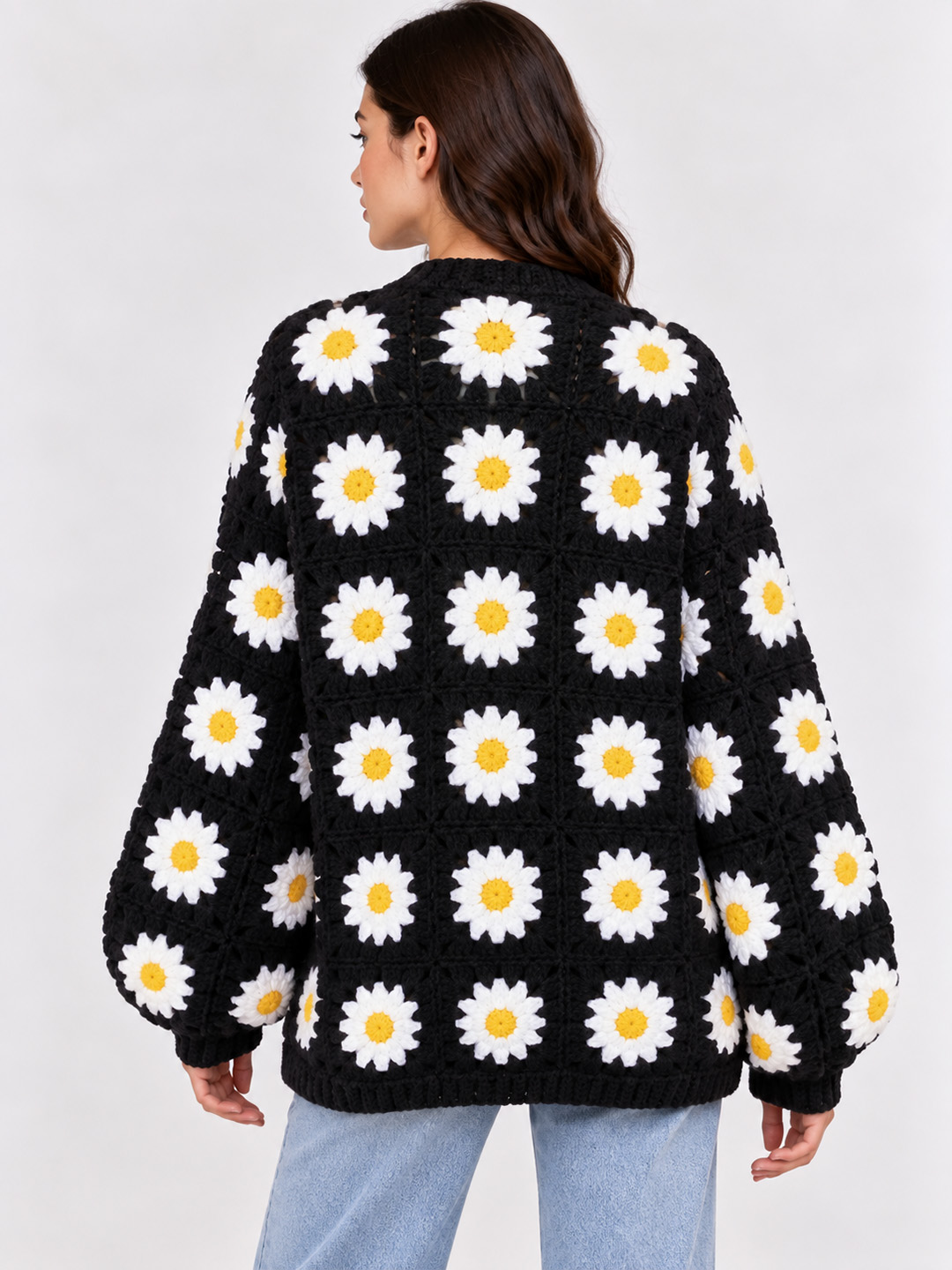 Velvery Crochet Daisy Floral Cardigan - Black