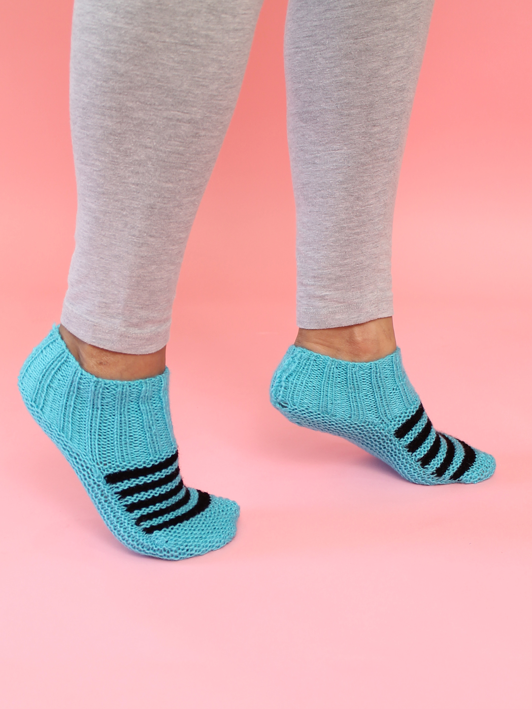 Velvery Handmade Knitted Womens Striped Design Ankle Length Socks-Green