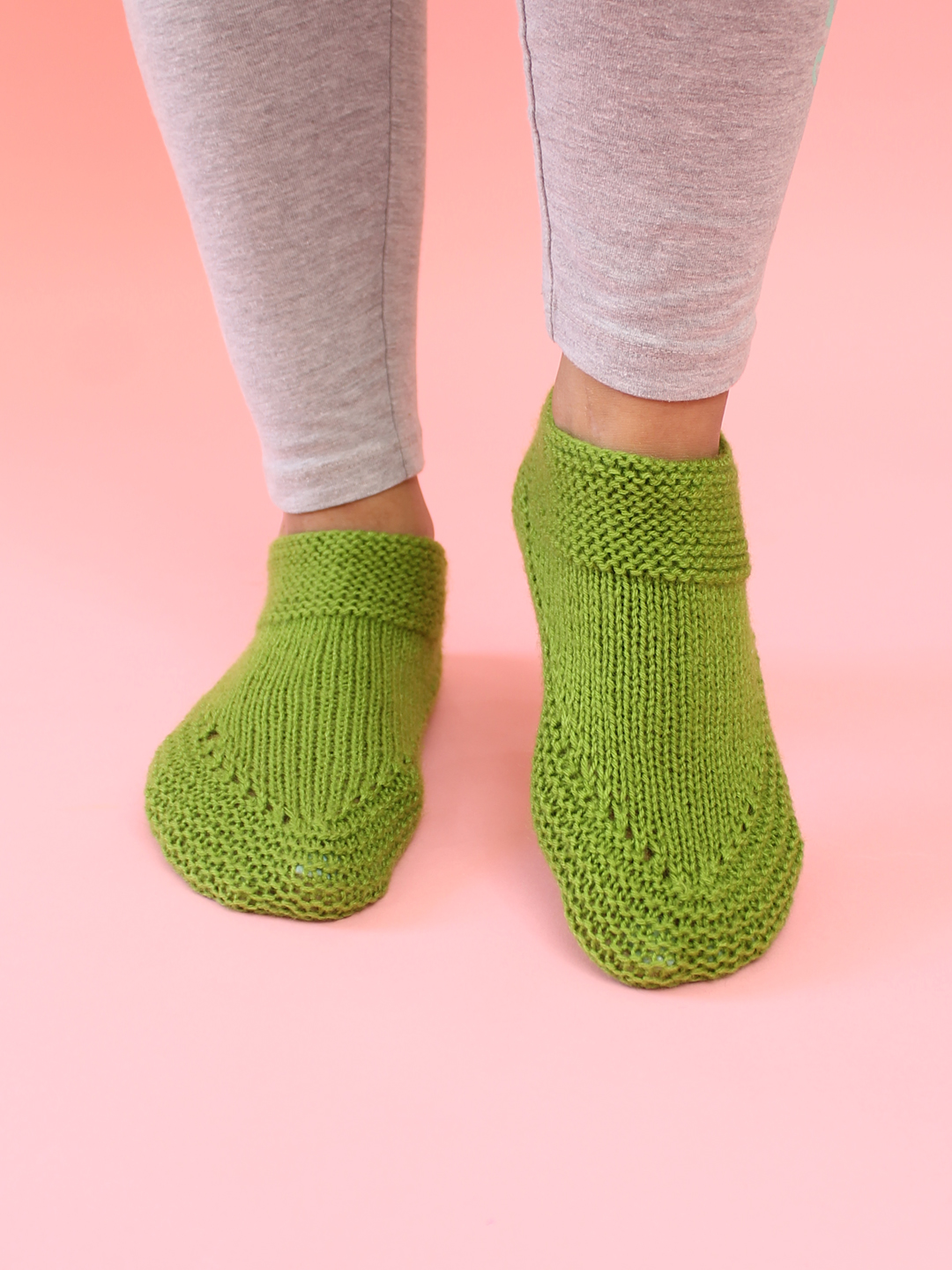 Velvery Handmade Knitted Womens Self Design Socks-Green