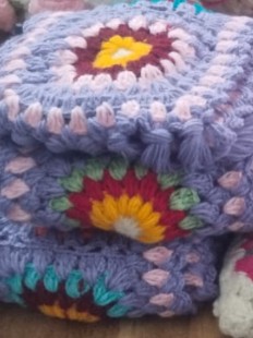 Velvery Granny Square Muffler - Purple