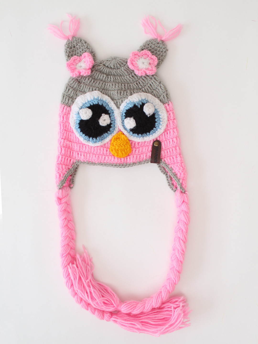 Woonie Bird Eyes Detailed Handmade Woolen Cap - Pink