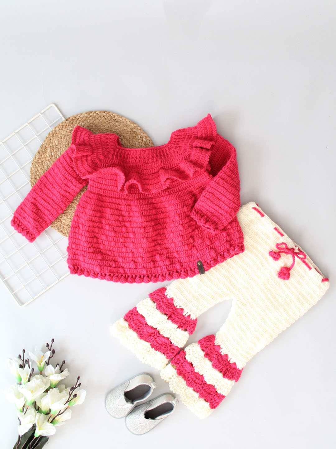 Woonie Crochet Full Sleeves Sweater with Sharara - Pink