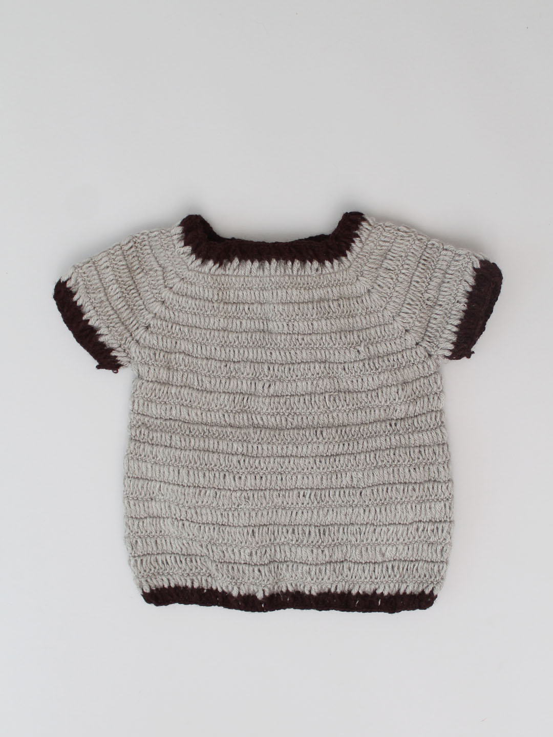 Woonie Crochet Newborn Sweater Set with Bear Pockets Grey