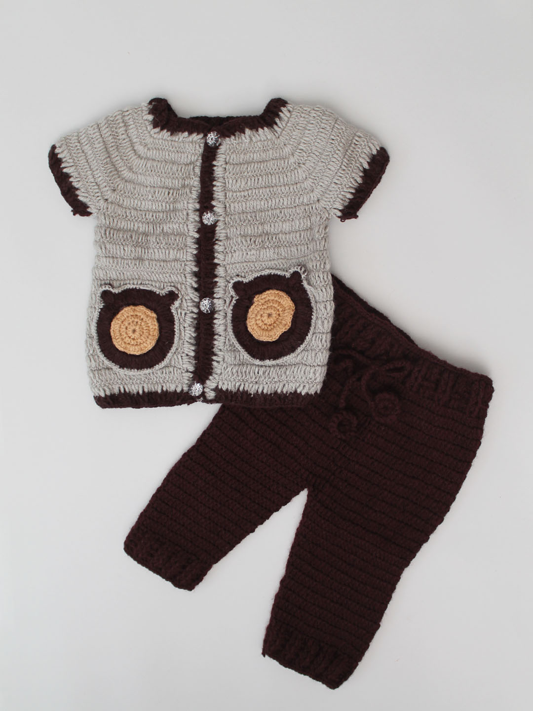 Woonie Crochet Newborn Sweater Set with Bear Pockets - Grey