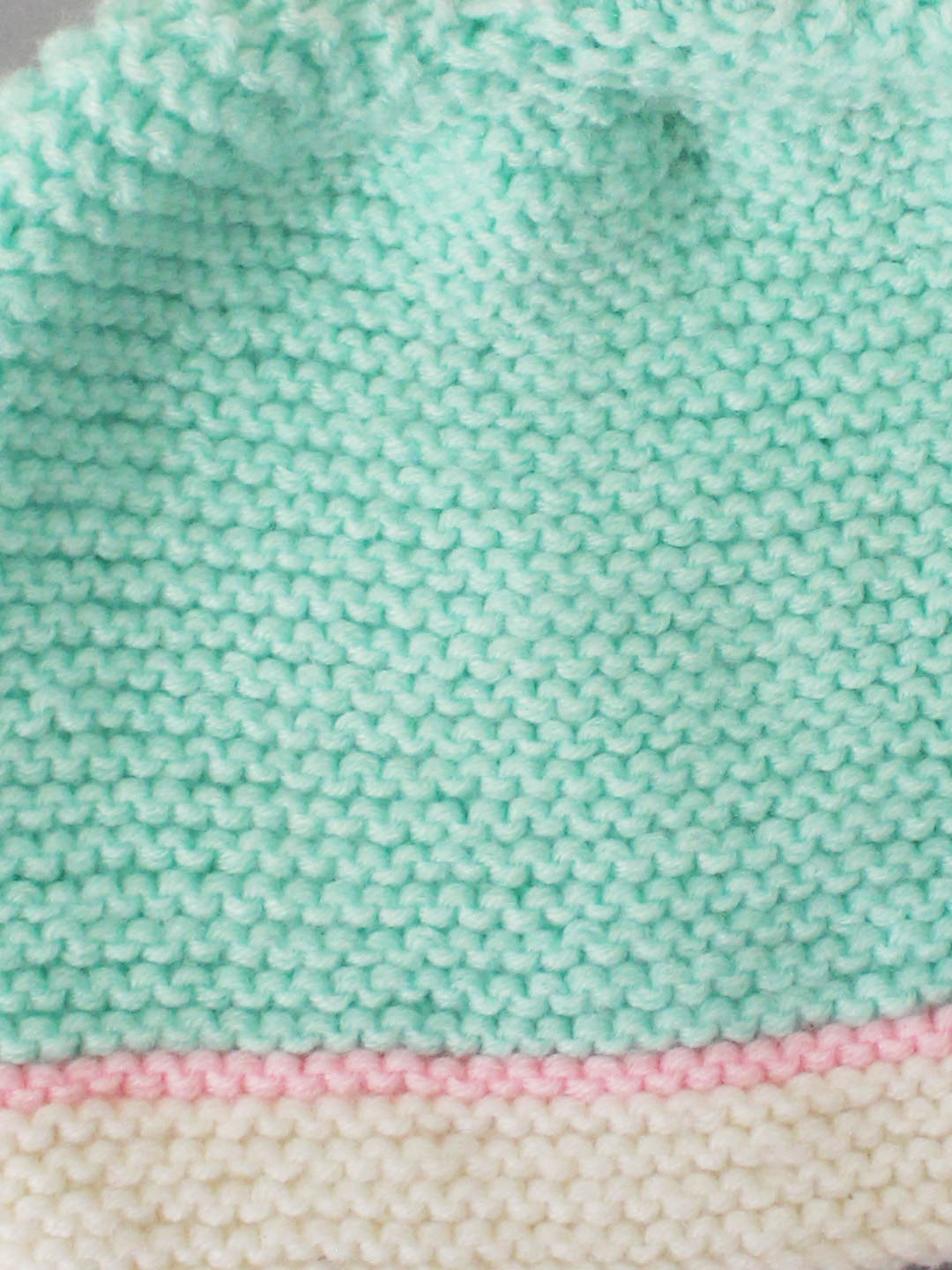 Woonie Handknitted Beanie with Pom Pom - Green