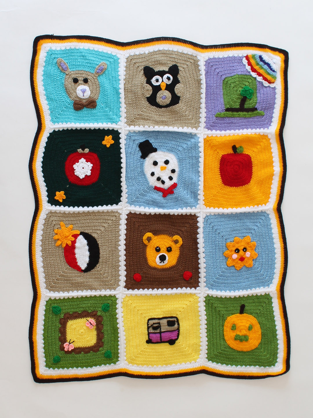 Woonie Handmade Crochet Face Applique Baby Blanket - Multi