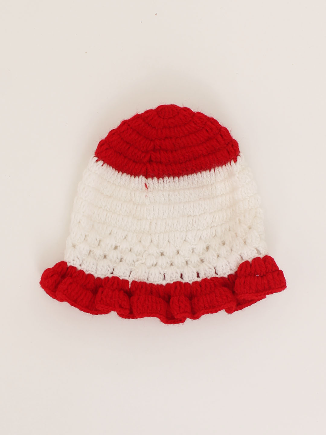 Woonie Handmade Crochet Flower Applique Cap with Frill -White