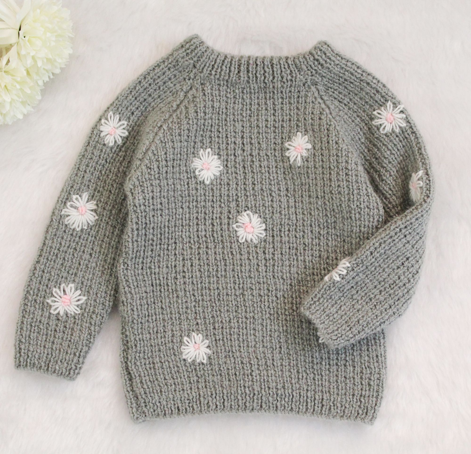 Woonie Handmade Full Sleeves Flower Designed Sweater For Kids-Grey
