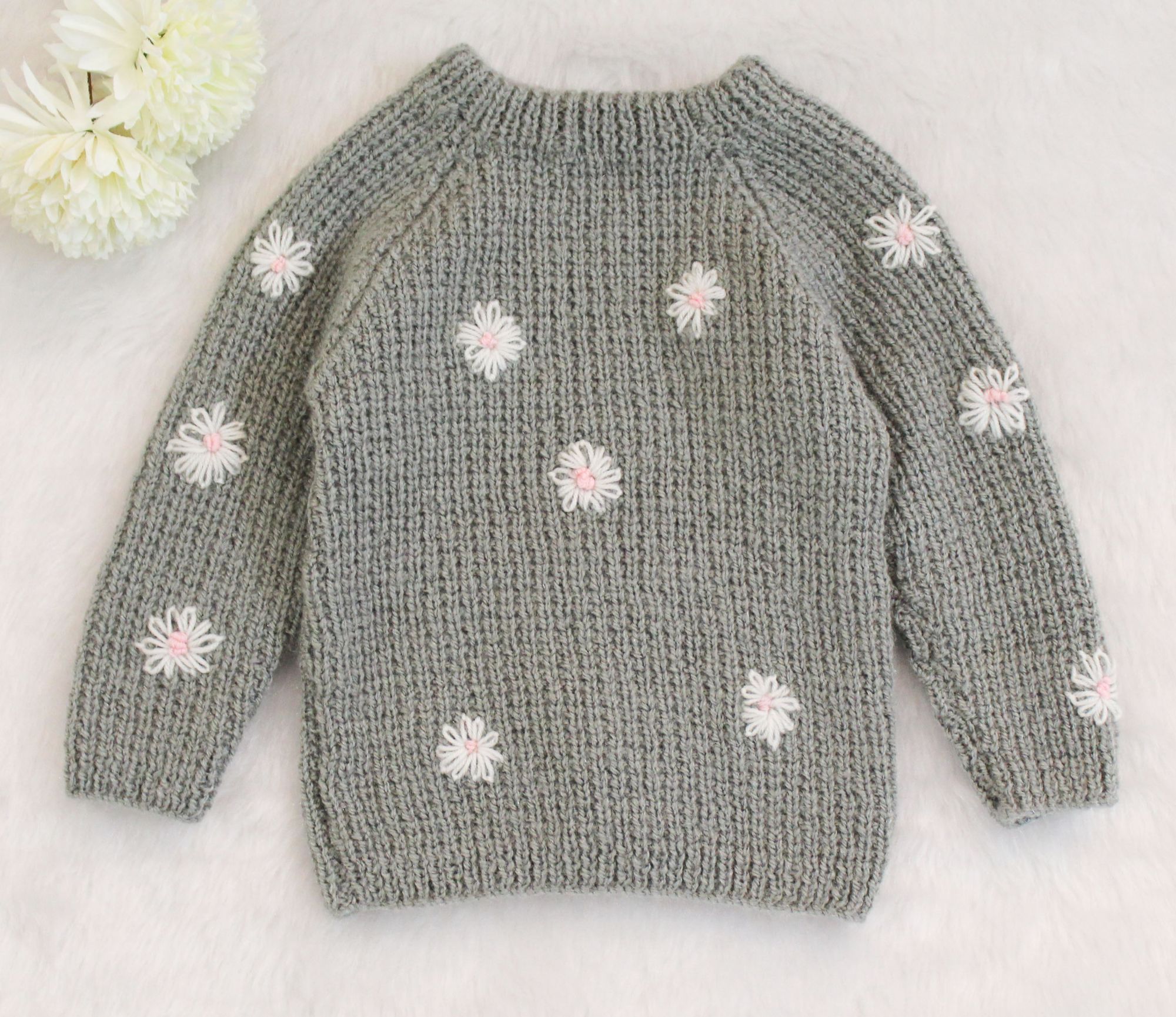 Woonie Handmade Full Sleeves Flower Designed Sweater For Kids-Grey