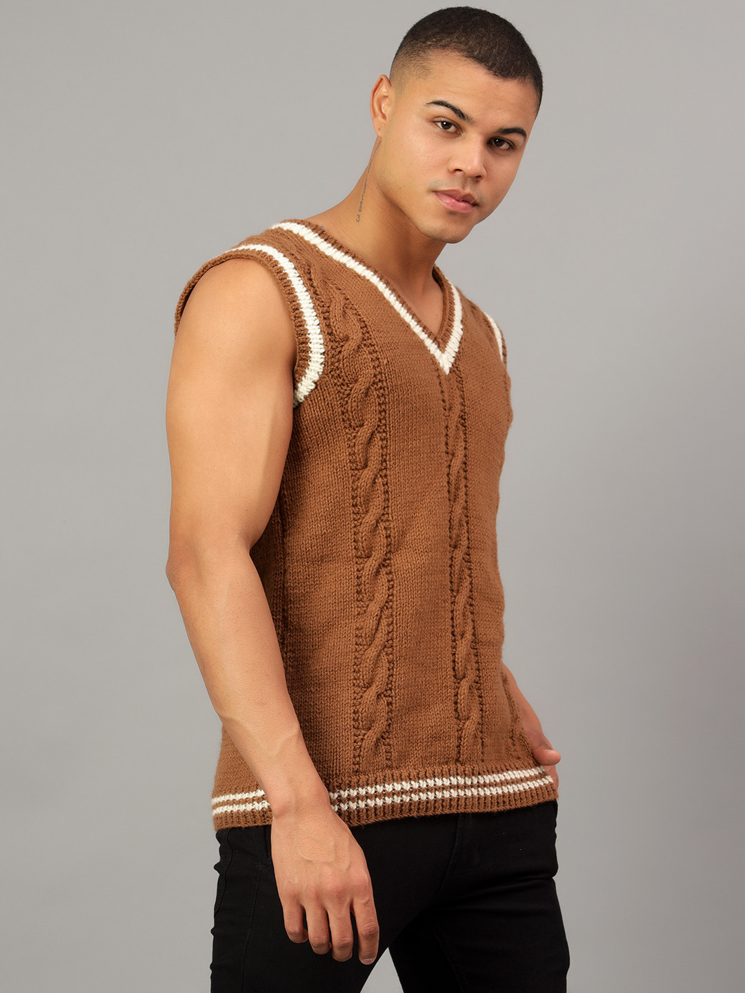 Handmade Cable Knit Sleeveless Sweater for Men Brown