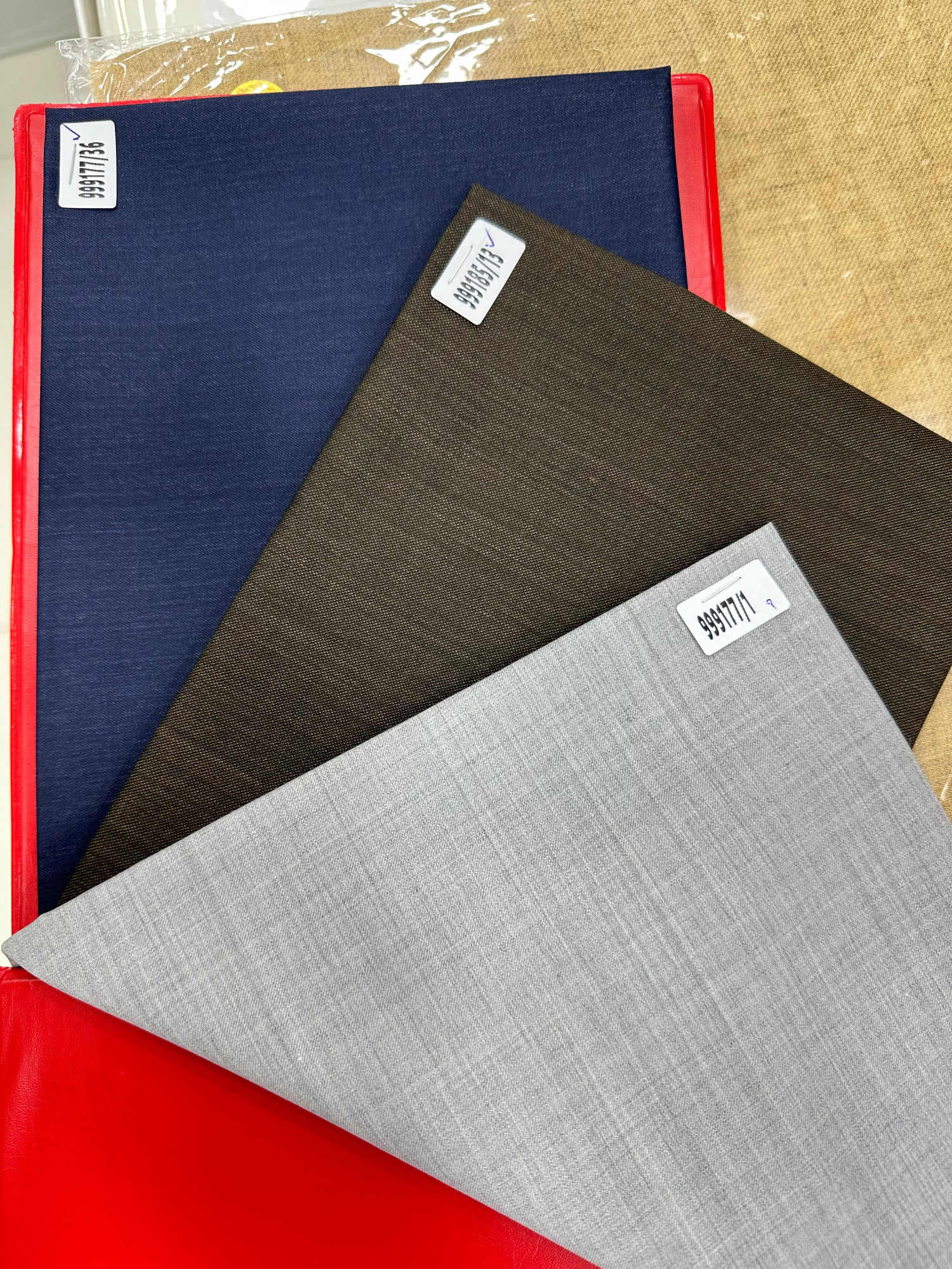       50 35    LUXURY WINTER FABRIC INDIAN WOOL 50  35YDS FOR ONE KANDURA