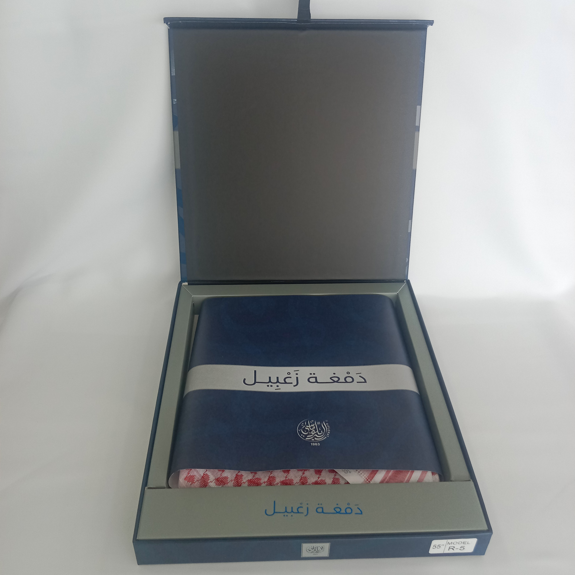    100          52  55  SHIMAG RED DIPLOMAT ZABEEL SIZE 52  55