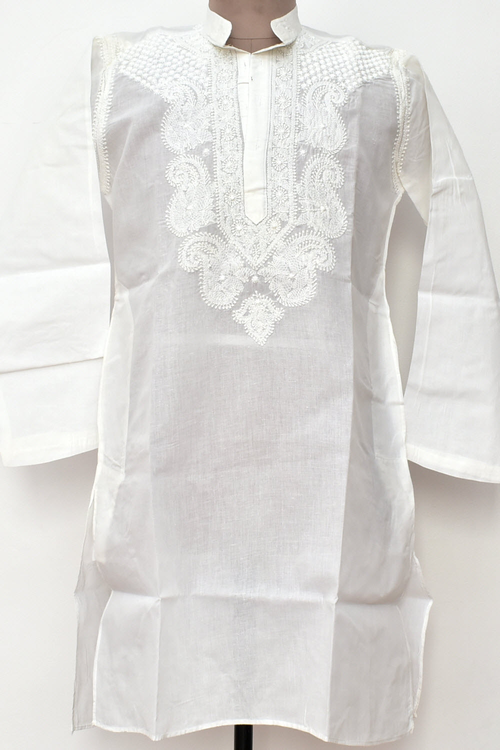 S 38 White Hand Embroidered Chikankari Mens Kurta 13701