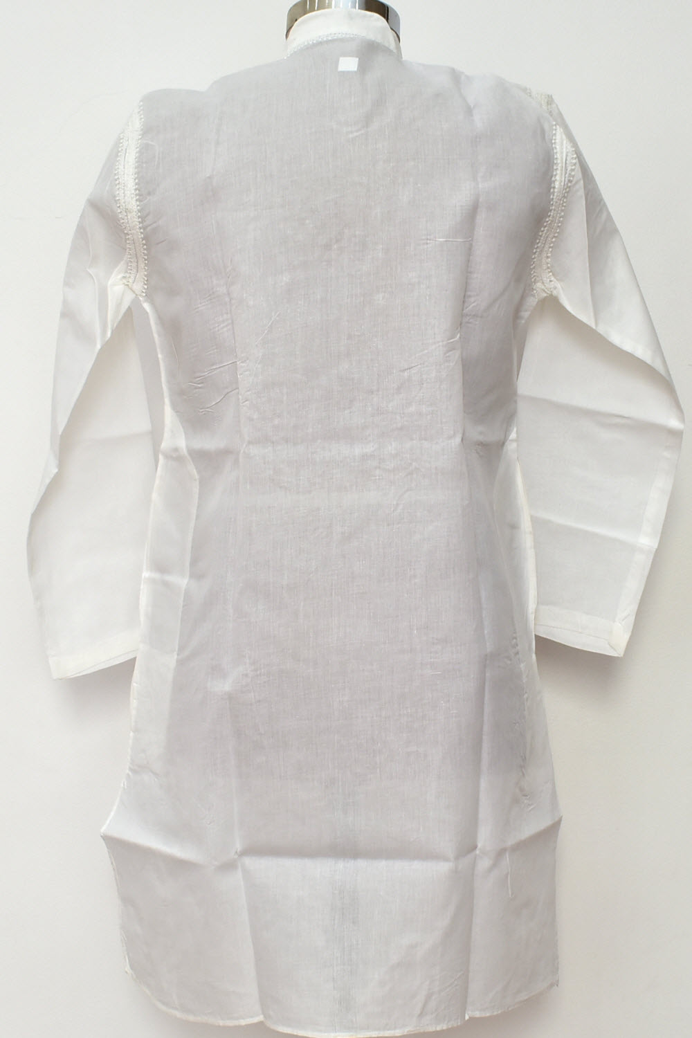 S 38 White Hand Embroidered Chikankari Mens Kurta 13701