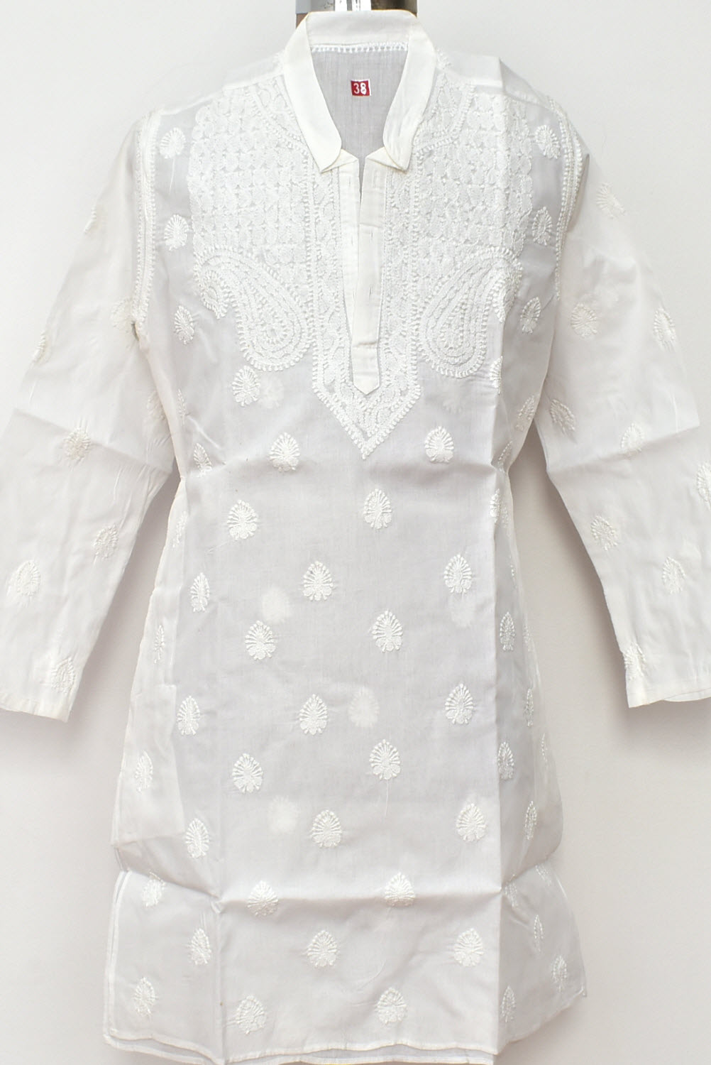 S 38 White Hand Embroidered Chikankari Mens Kurta 13705
