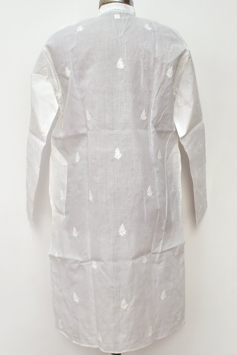 XL 44 White Hand Embroidered Chikankari Mens Kurta 13708