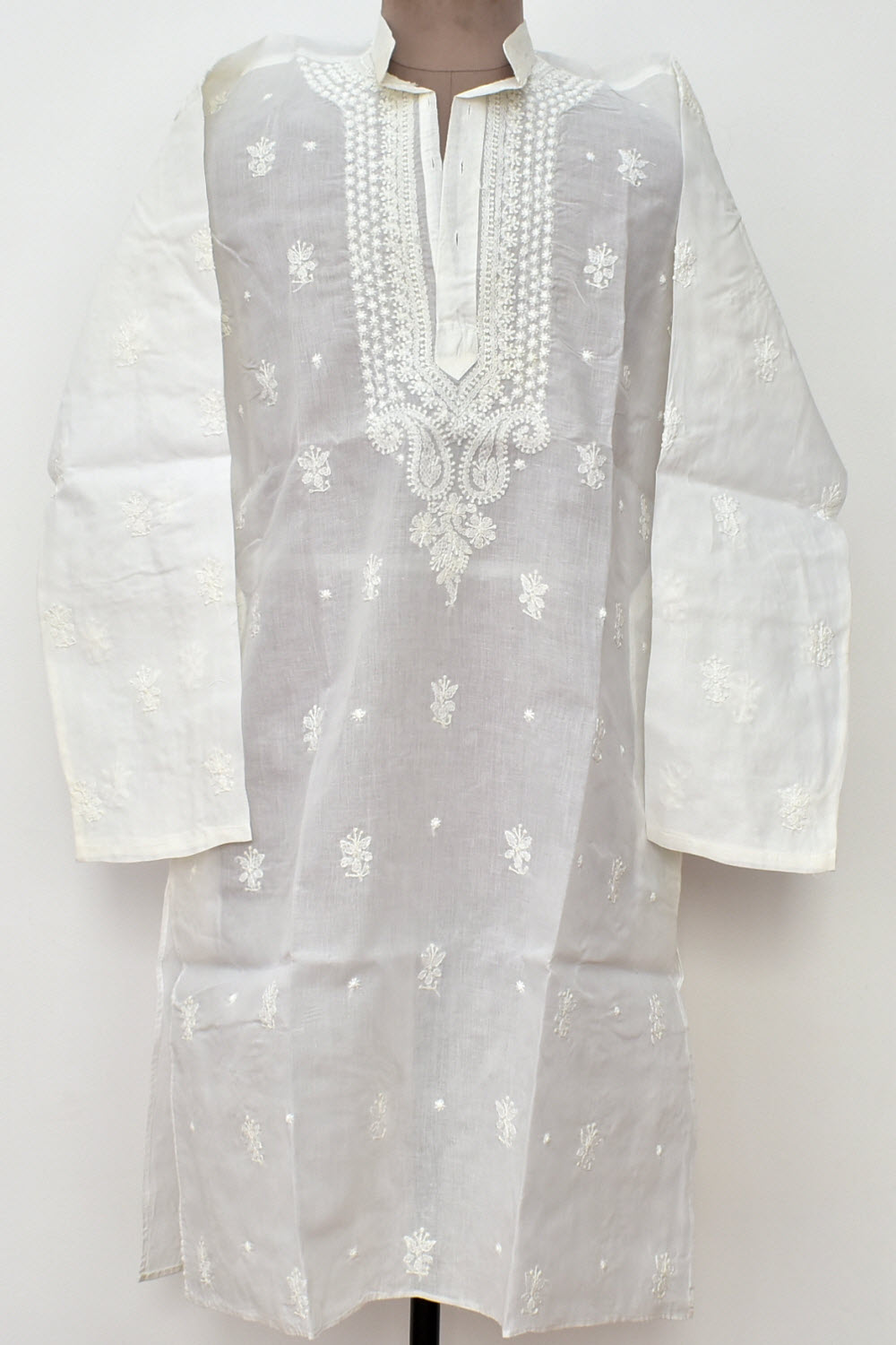 XL 44 White Hand Embroidered Chikankari Mens Kurta 13712