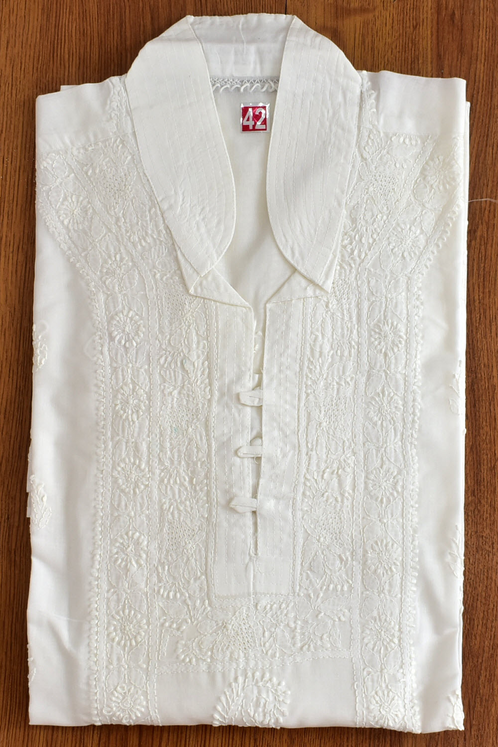 L 42 White Hand Embroidered Chikankari Mens Kurta 13714