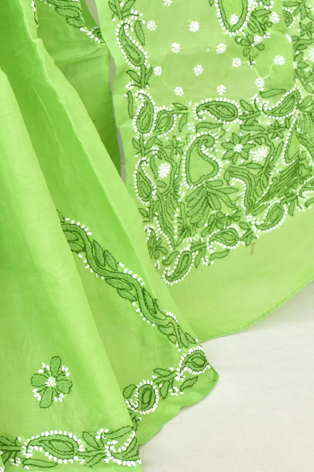 Mehandi Green Hand-Embroidered Lucknowi Chikankari Cotton Saree with Blouse