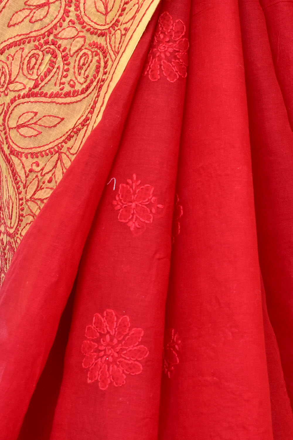 Red Fawn Hand-Embroidered Lucknowi Chikankari Cotton Saree with Blouse Daraz work 15064