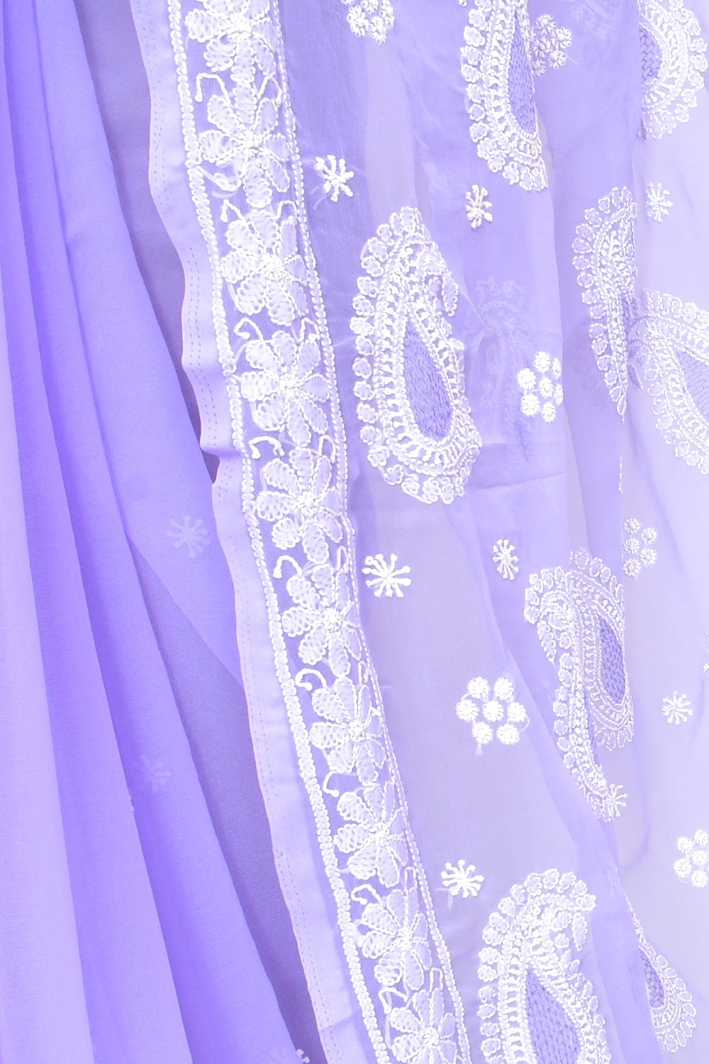 Lavender Hand-Embroidered Lucknowi Chikankari Georgette Saree with Blouse 15157