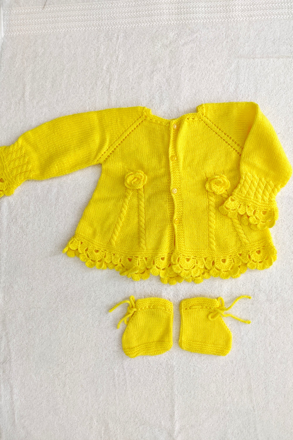 24-30 Months Yellow Hand Knitted Sweater with Socks for Kids with Chrochet Border 16021