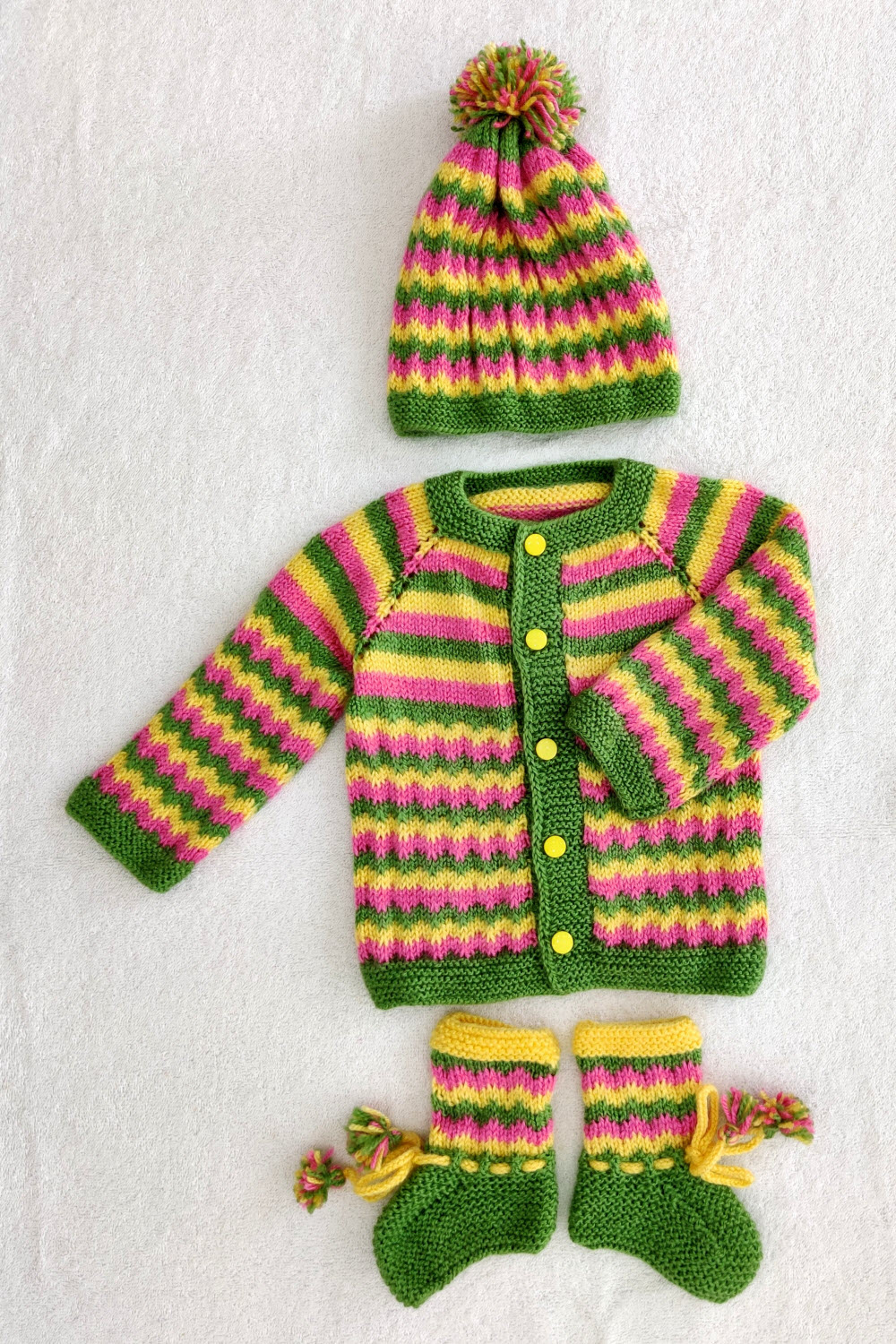 12-18 Months Green-Pink-Yellow Hand Knitted Sweater with Cap and Socks for Kids 16022